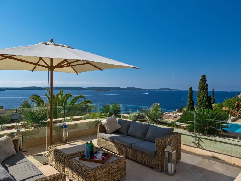 Villa Terra Rossa , Hvar 