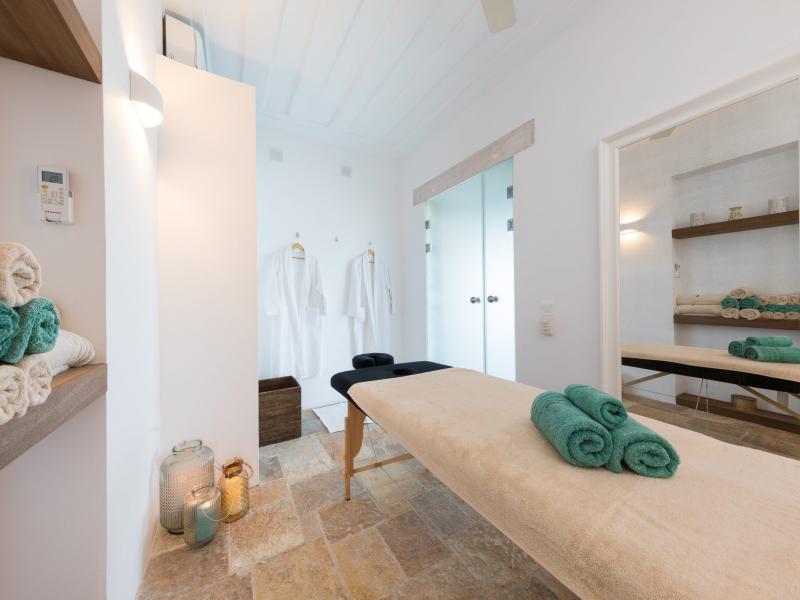 Kingfisher Point Estate , Corfu 