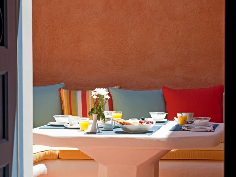 Oia Mansion , Santorini 