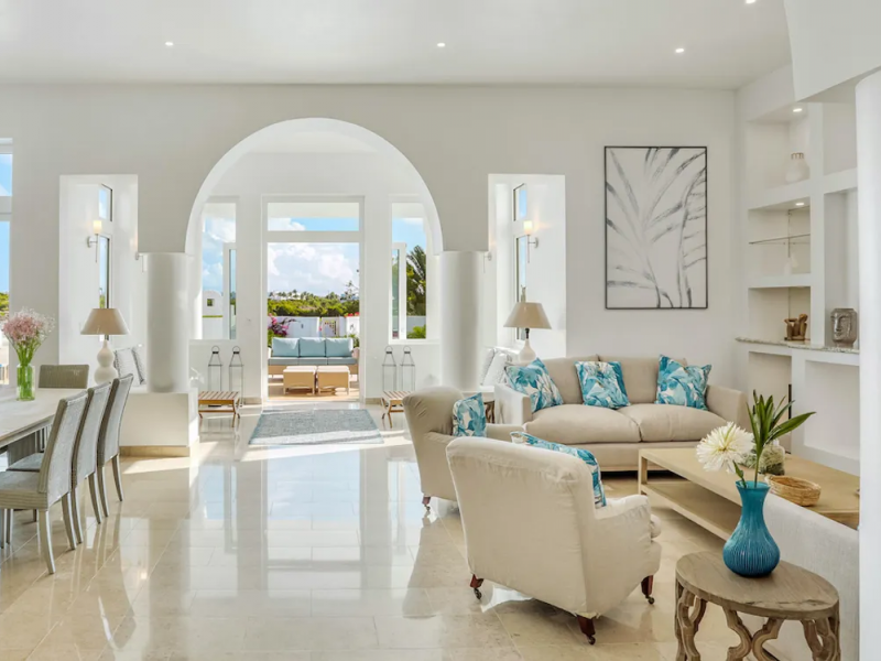Ocean Pearl , Rendezvous Bay 