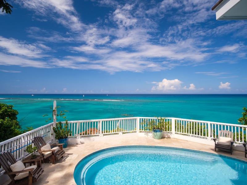 Scotch on the Rocks , Ocho Rios 