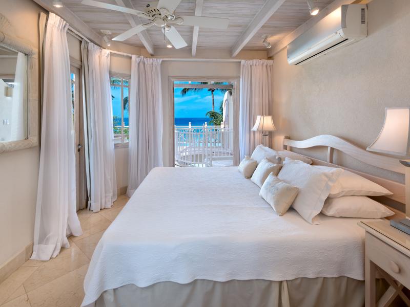 Reeds House 13 - Beachfront Penthouse , Beachfront villas Barbados , Lower Carlton , Reeds Bay , Reeds House , St James , West Coast Barbados 