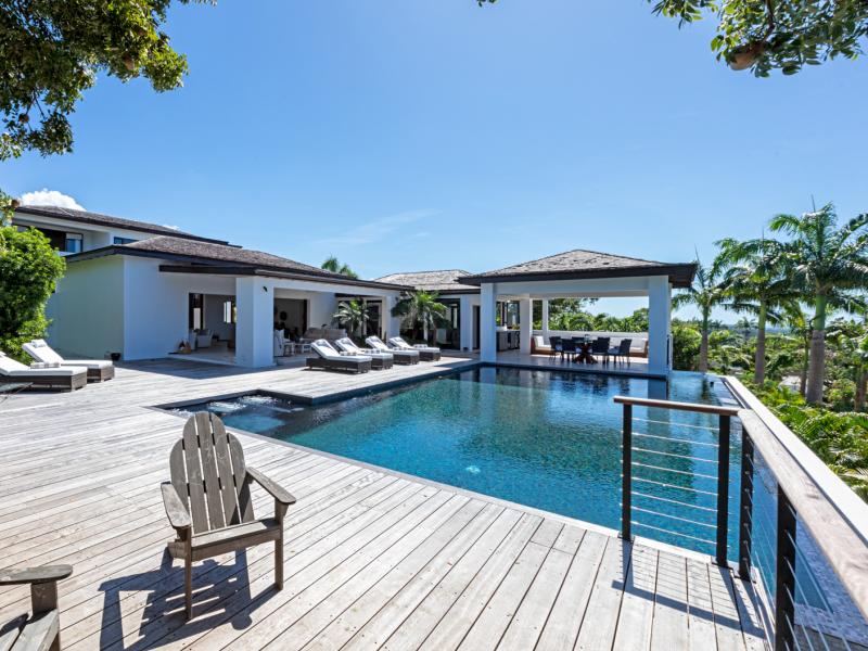 Sundeck House , St James 