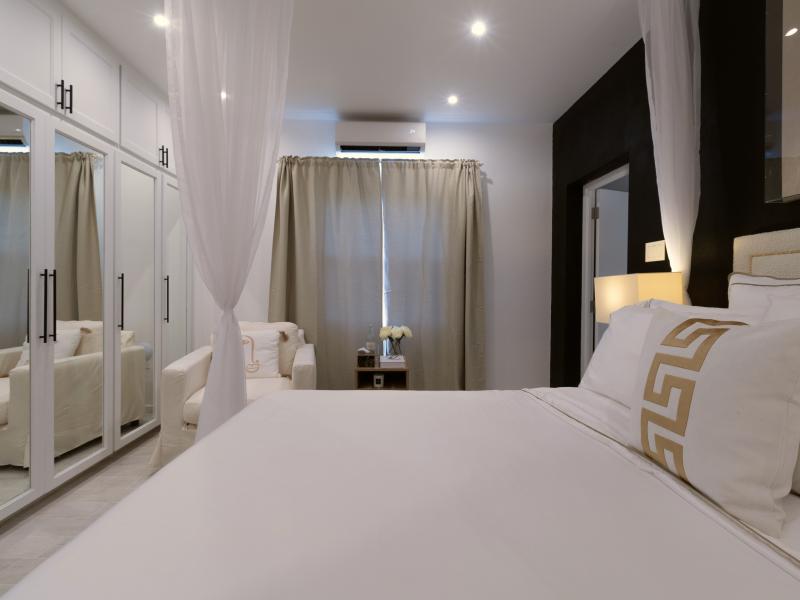 Solaris Beach House - Beachfront , Reeds Bay , West Coast Barbados 