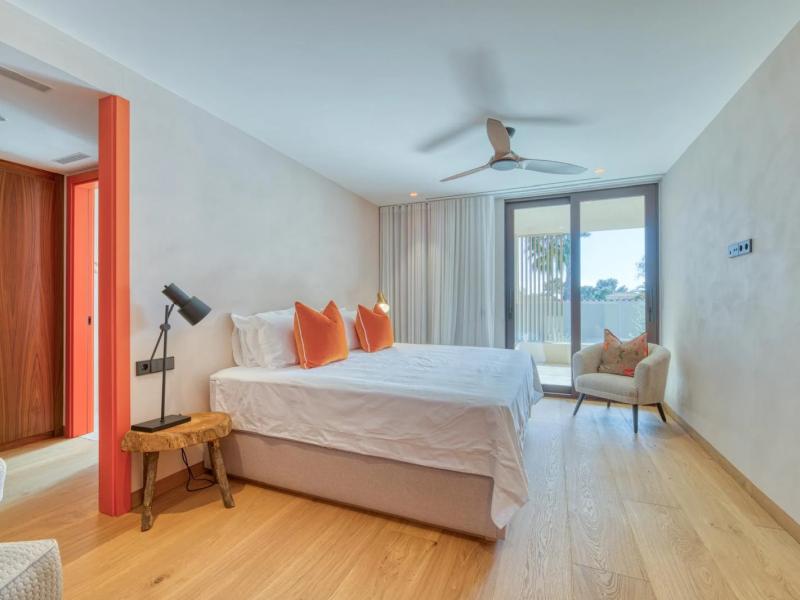 Villa Clara , Portals 