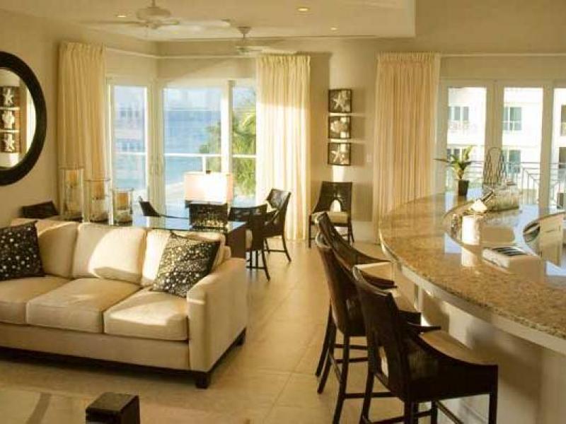 The Caribbean Club , Seven Mile Beach 