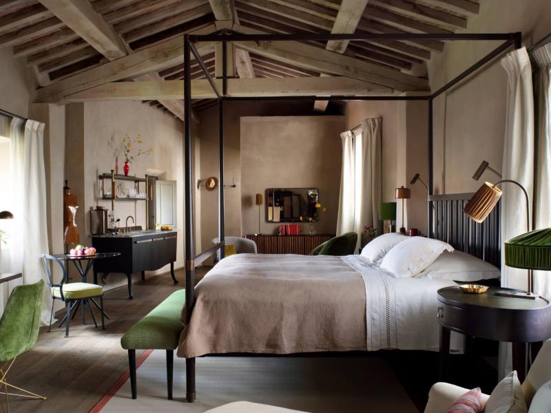 Castello di Reschio Estate and Villas , Tuscany 