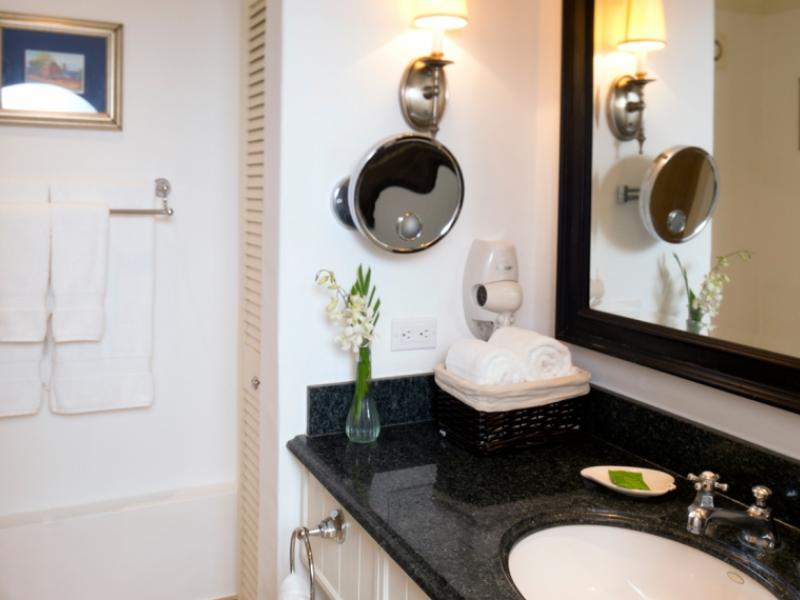 Royal Glitter Bay Apartments , Glitter Bay , Porters , St James , West Coast Barbados 