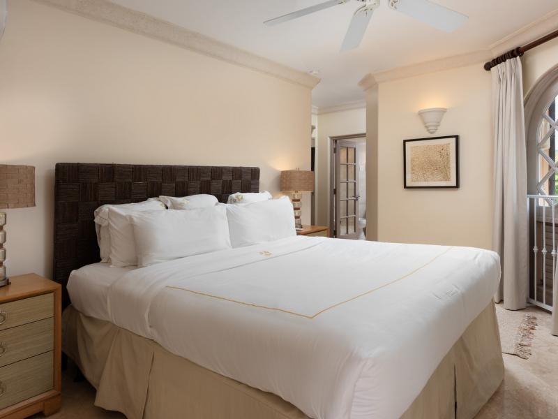 St. Peter's Bay Apartment 405 , St Peter 