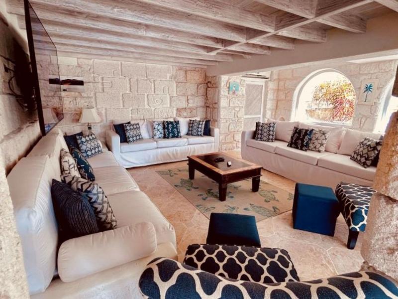 Sandy Lane Beach - Landfall , Beachfront villas Barbados , Sandy Lane Beach , Sandy Lane Estate , St James , West Coast Barbados 