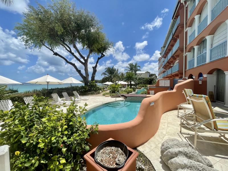 Villas on the Beach 101 , Beachfront villas Barbados , Holetown , St James , Villas on the Beach, Barbados , West Coast Barbados 