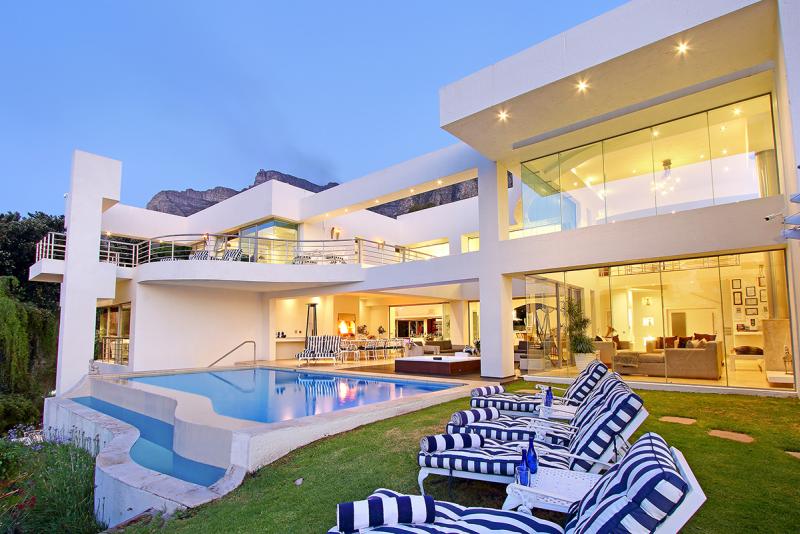 Hollywood Mansion Hollywood Mansion
