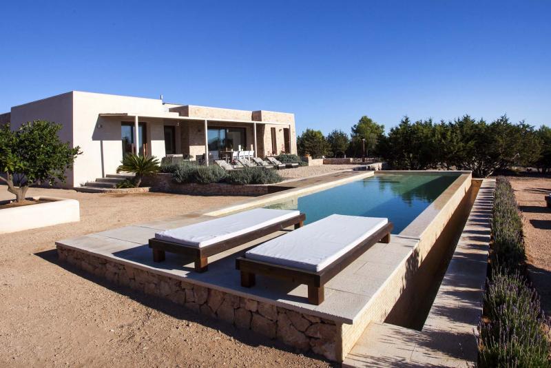 Casa Laurel