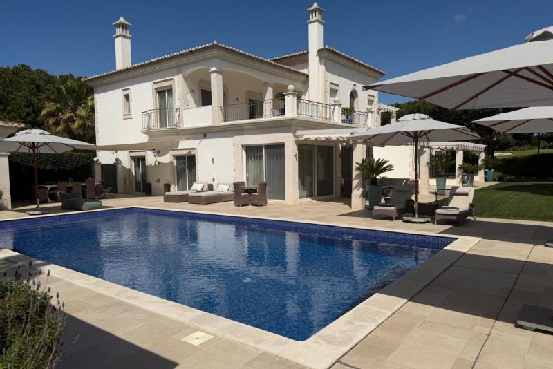 Villa Riqueza
