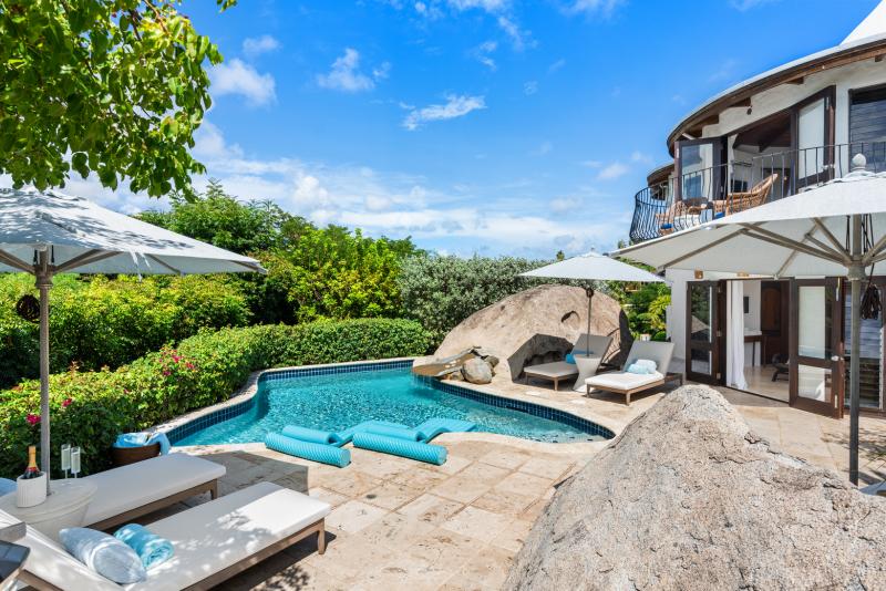 Villa On The Rocks Villa On The Rocks