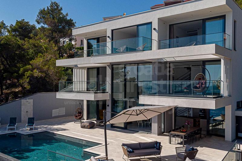 Villa S Villa S